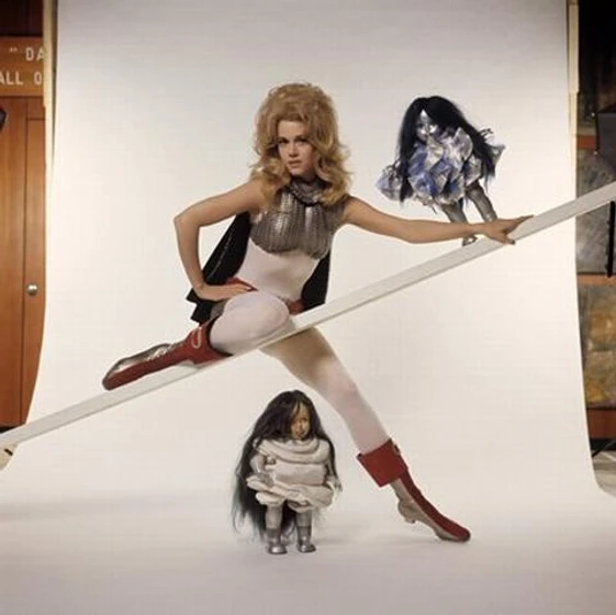 Jane Fonda en barbarella-la-venus-del-espacio