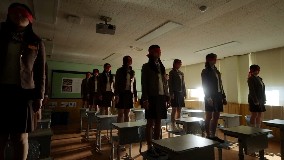 Imagen de teaching-practice-idiot-girls-and-school-ghost-2