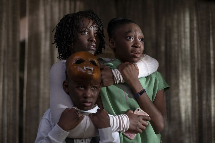 Lupita Nyong'o, Shahadi Wright Joseph y Evan Alex en Nosotros