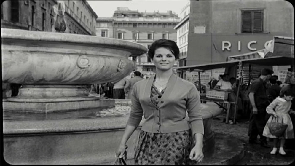 Claudia Cardinale en un-maldito-embrollo