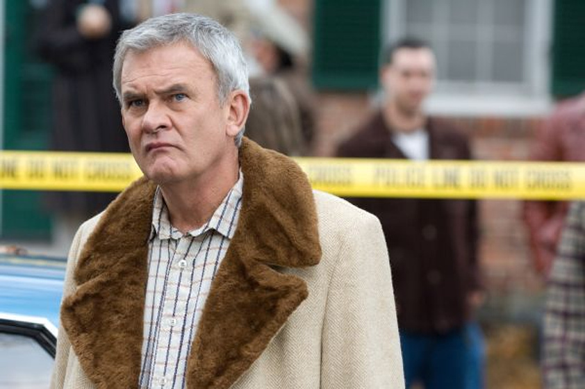 Holmes Osborne en The Box