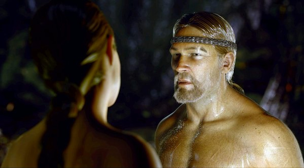 Angelina Jolie y Ray Winstone en Beowulf