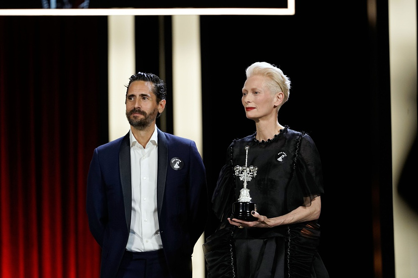 Juan Diego Botto y Tilda Swinton en La Habitación de al Lado (Festival de San Sebastián. Septiembre 2024)