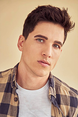 picture of actor Mike C. Manning