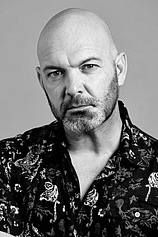 picture of actor Carlos Reyes