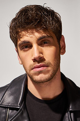 picture of actor Emre Bey