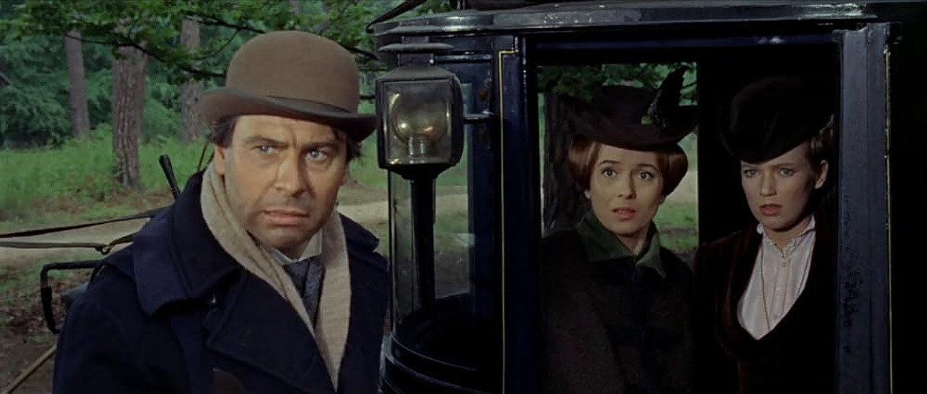 Barbara Shelley, John Maxim y Suzan Farmer en dracula-principe-de-las-tinieblas