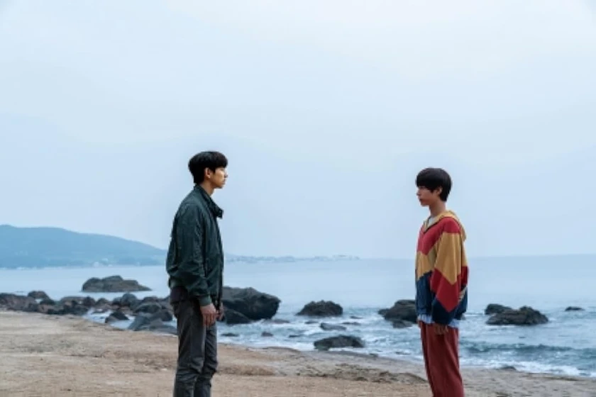 Yoo Gong y Park Bo-gum en seobok