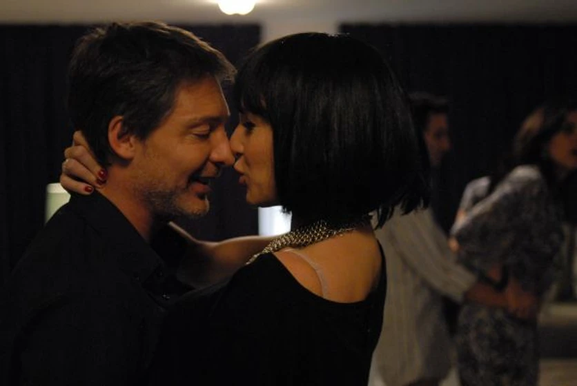 Julieta Díaz y Adrián Suar en dos-mas-dos