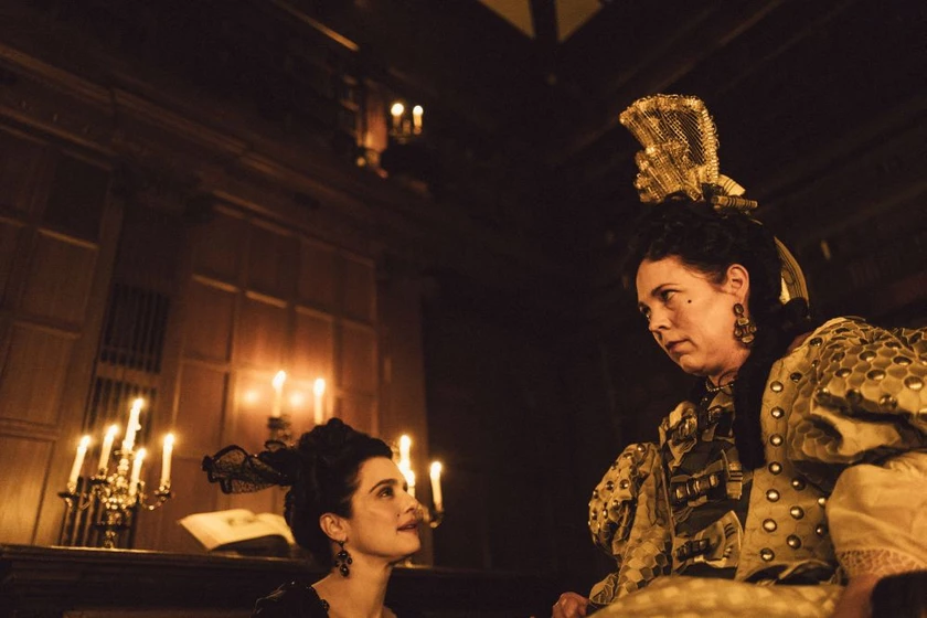 Rachel Weisz y Olivia Colman en la-favorita