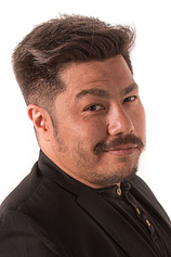picture of actor Oscar Reyes