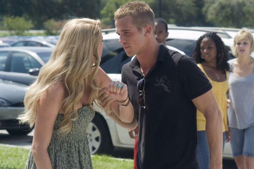 Amber Heard y Cam Gigandet en Rompiendo las Reglas