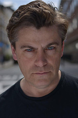 picture of actor Stuart Matthews