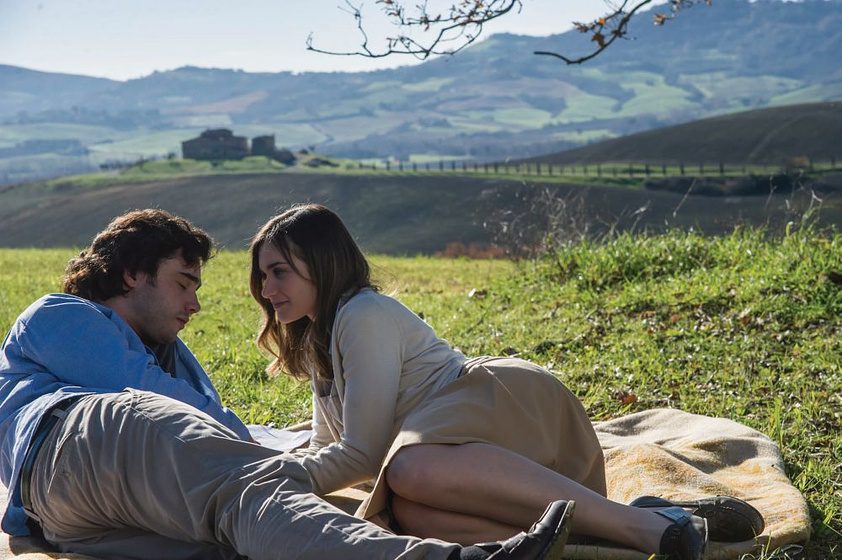 Luisa Ranieri y Toby Sebastian en La Música del Silencio
