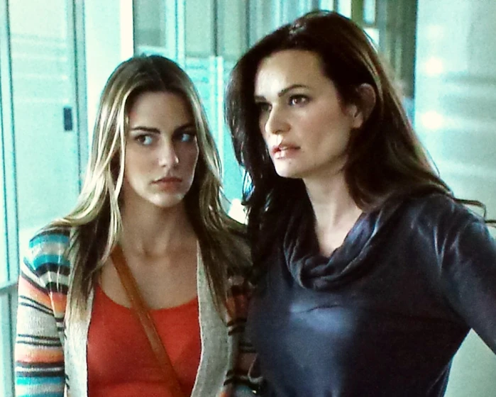 Brianna Joy Chomer y Deborah Zoe en diagnostico-obsesion