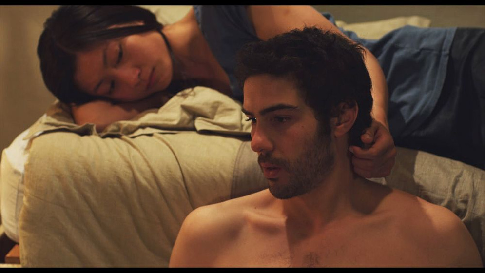 Tahar Rahim y Corinne Yam en Love and Bruises