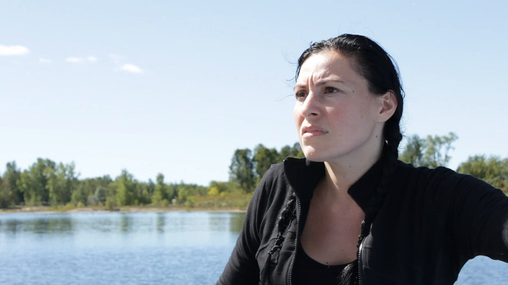 Celine Filion en Jurassic Shark