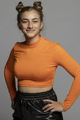 picture of actor Louise Malek