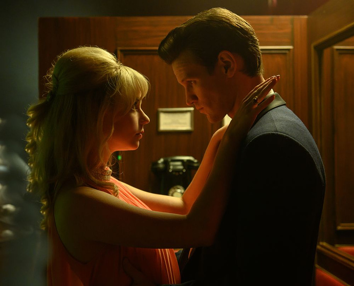 Matt Smith [XI] y Anya Taylor-Joy en Última Noche en el Soho