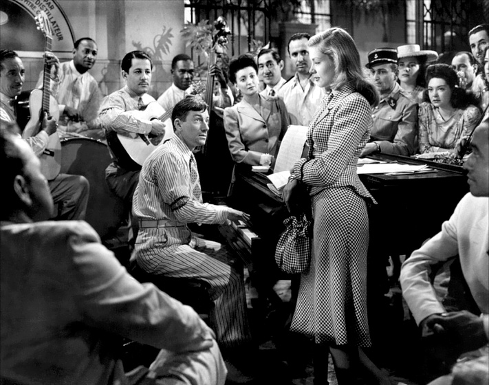 Lauren Bacall y Hoagy Carmichael en Tener y no Tener