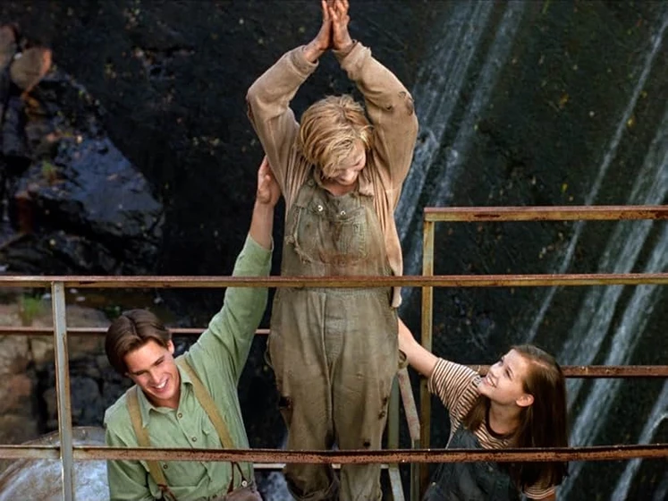 Patricia Arquette, Reese Witherspoon y William McNamara en una-flor-salvaje