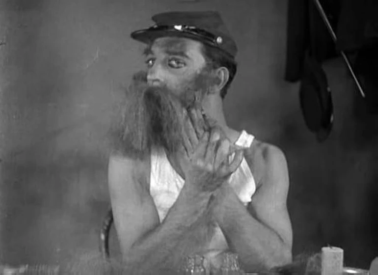Buster Keaton en el-comparsa