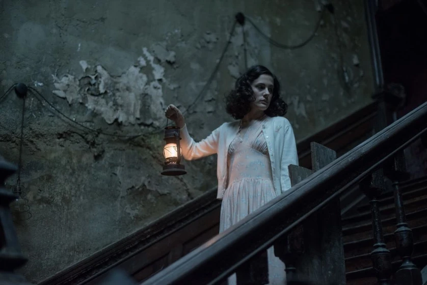 Phoebe Fox en la-mujer-de-negro-el-angel-de-la-muerte