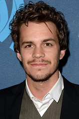 photo of person Johnny Simmons