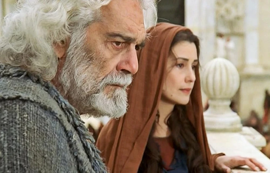 Omar Sharif y Claudia Koll en san-pedro