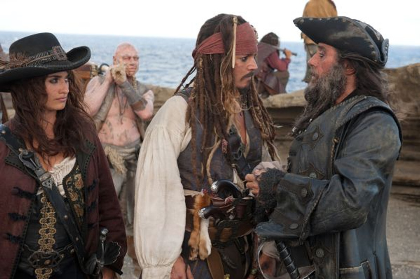 Johnny Depp, Penélope Cruz y Ian McShane en Piratas del Caribe: En Mareas Misteriosas