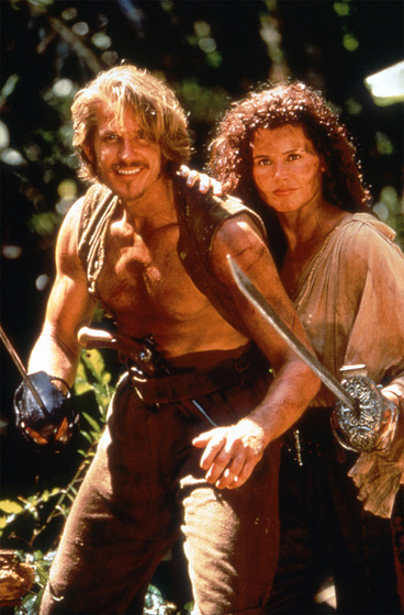 Matthew Modine y Geena Davis en La Isla de las Cabezas Cortadas