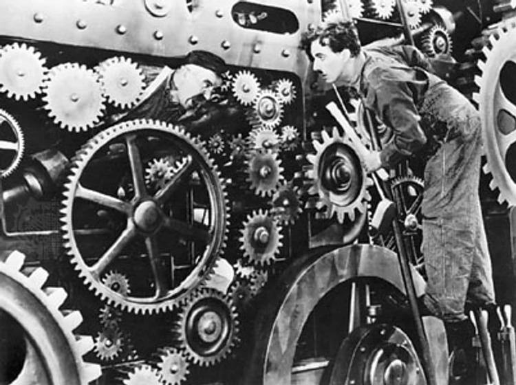 Charles Chaplin en tiempos-modernos