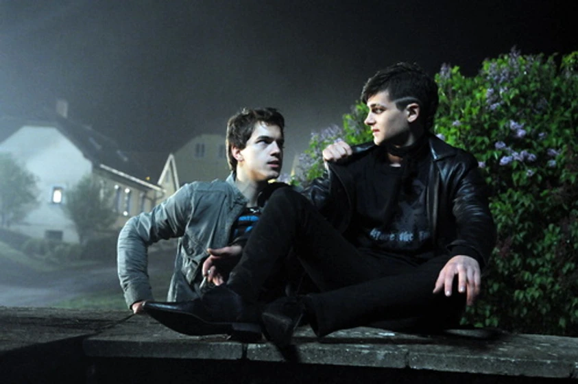 Imagen de angeles-caidos-2009