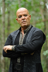picture of actor Steven Grives