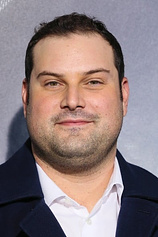 picture of actor Max Adler