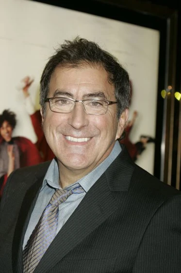 Kenny Ortega en High School Musical 3. Fin de Curso (Premiere en Londres. Octubre 2008)
