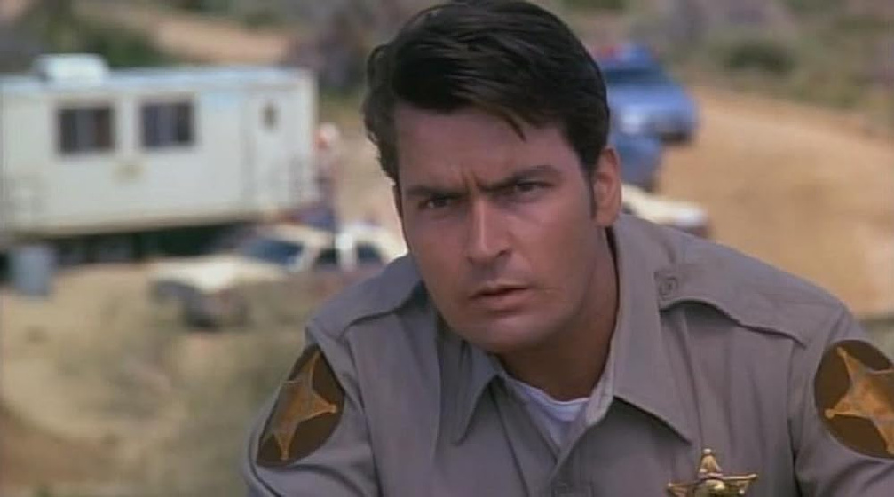 Charlie Sheen en recuerdos-que-matan-1993