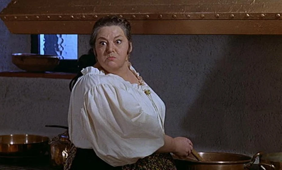 Hattie Jacques en carry-on-abroad