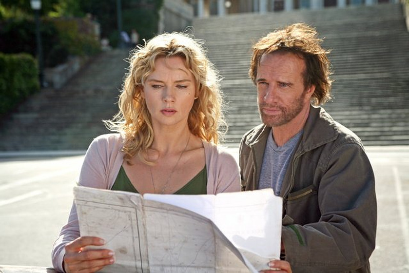 Christopher Lambert y Veronica Ferres en El Secreto de las Ballenas