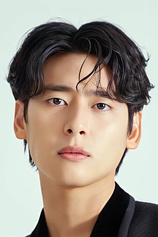picture of actor Naphat Vikairungroj