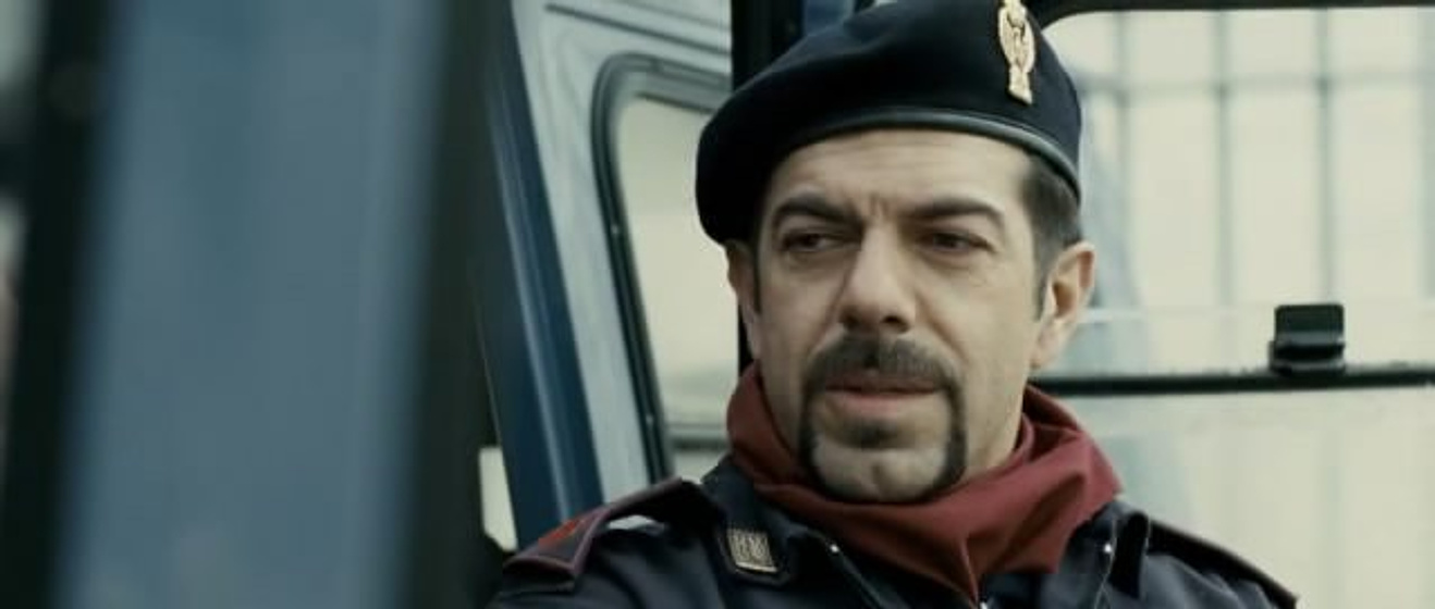 Pierfrancesco Favino en A.C.A.B.: All Cops Are Bastards