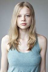picture of actor Emma Bading