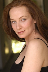 picture of actor Samantha Robson