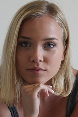 picture of actor Manon Chevallier