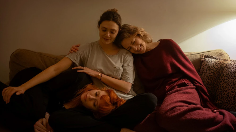 Natasha Lyonne, Elizabeth Olsen y Carrie Coon en las-tres-hijas