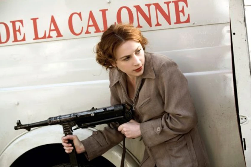 Julie Depardieu en espias-en-la-sombra