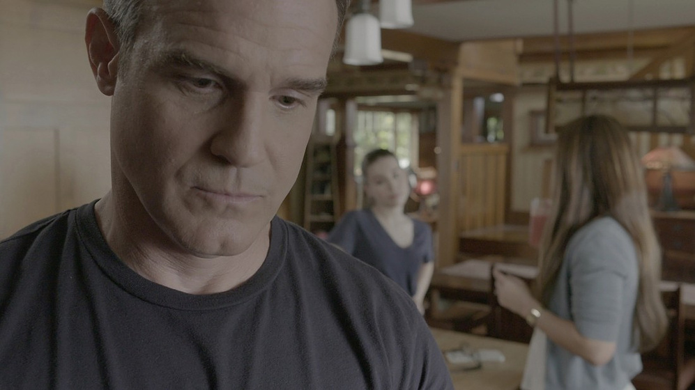 Eddie McClintock en Un Intruso en mi Familia