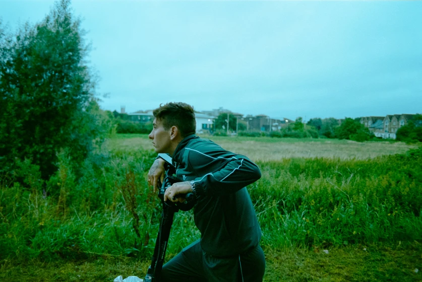Barry Keoghan en bird-715cf10e-75c8-4c8b-bd08-5388f86e27b1