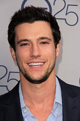 photo of person Drew Roy
