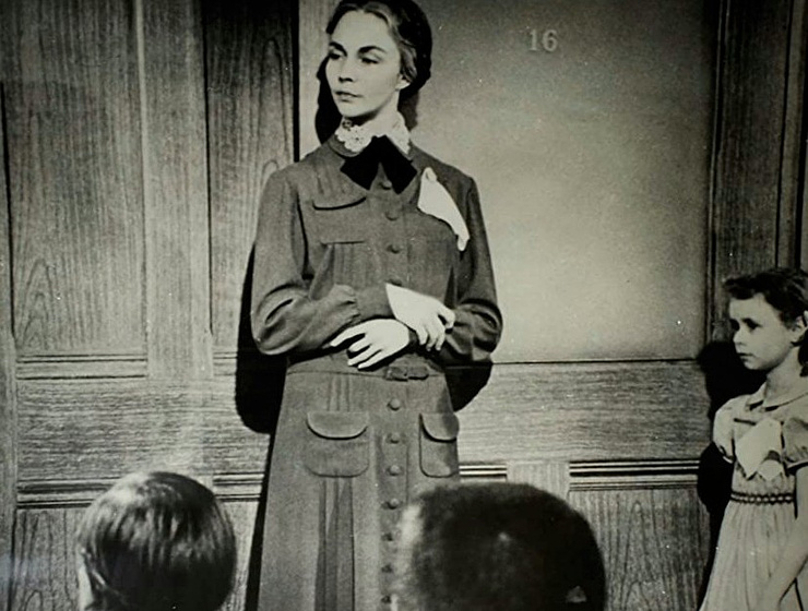 Jennifer Jones en La Terrible Miss Dove